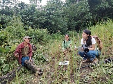 Forging paths for new life | Tearfund Australia